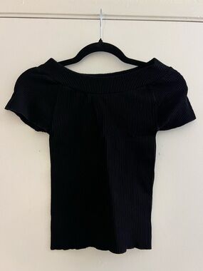 Women's Black Ribbed Off-Shoulder Short Sleeve Tee